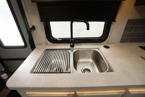 2023 Entegra Odyssey 26M