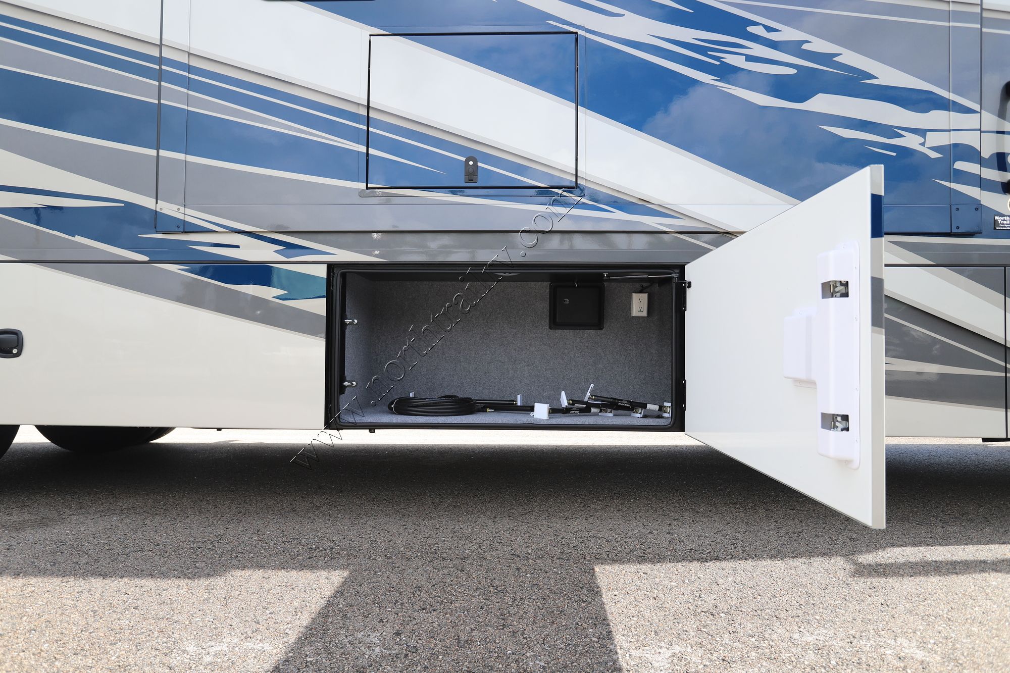 New 2026 Renegade Rv Verona 40VTS Super C  For Sale