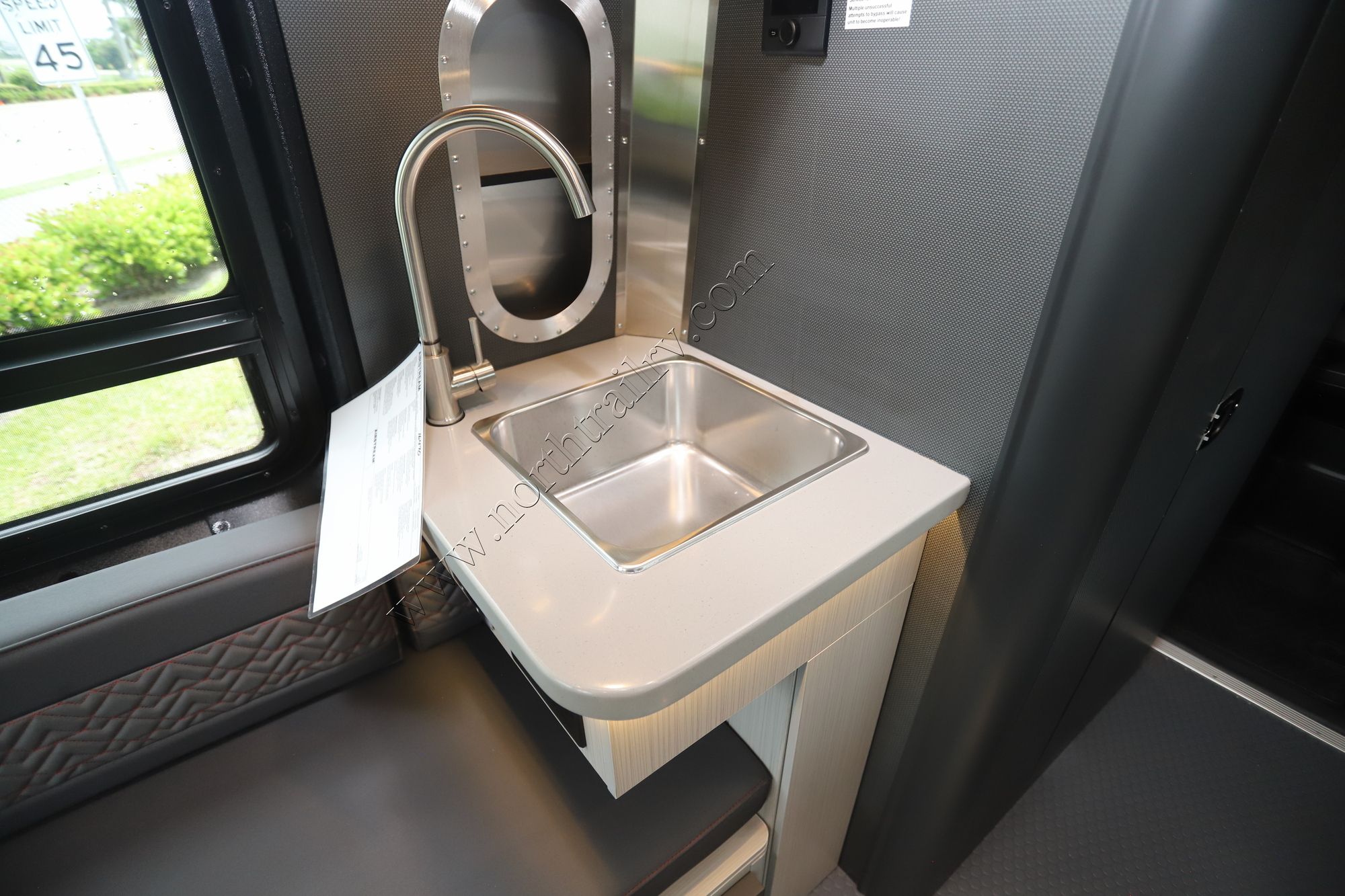 New 2026 Airstream Interstate 19X  Class B  For Sale