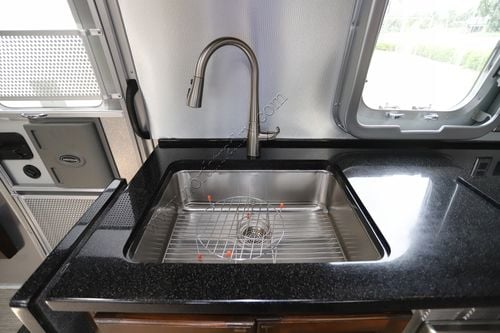 2016 Airstream Classic 30