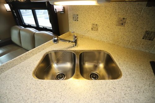 2015 Newmar Bay Star 3308