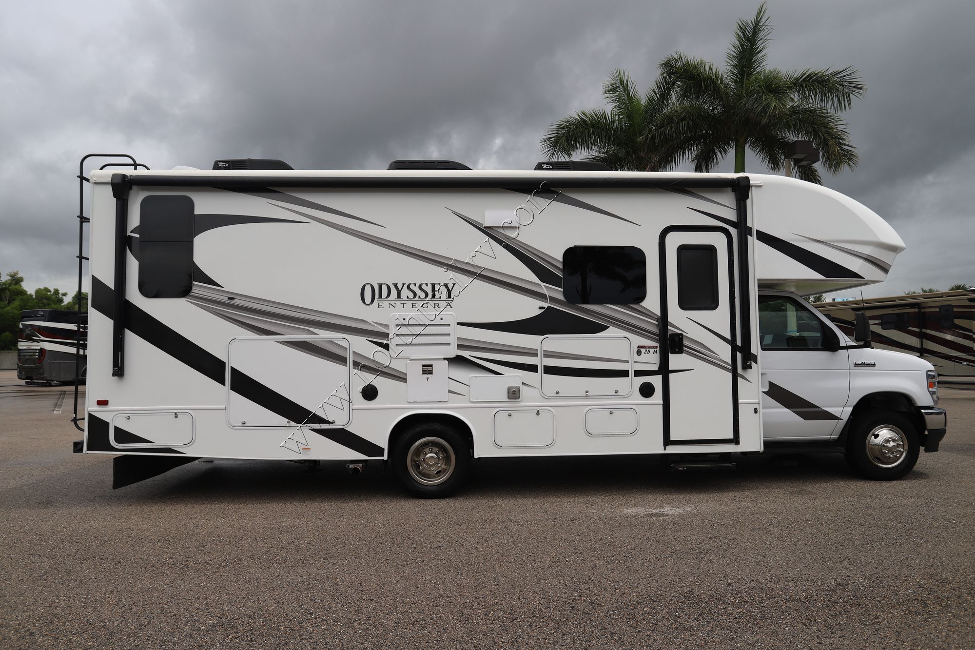 Used 2023 Entegra Odyssey 26M Class C  For Sale