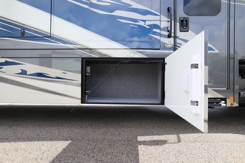 2026 Renegade Rv Verona 40VTS