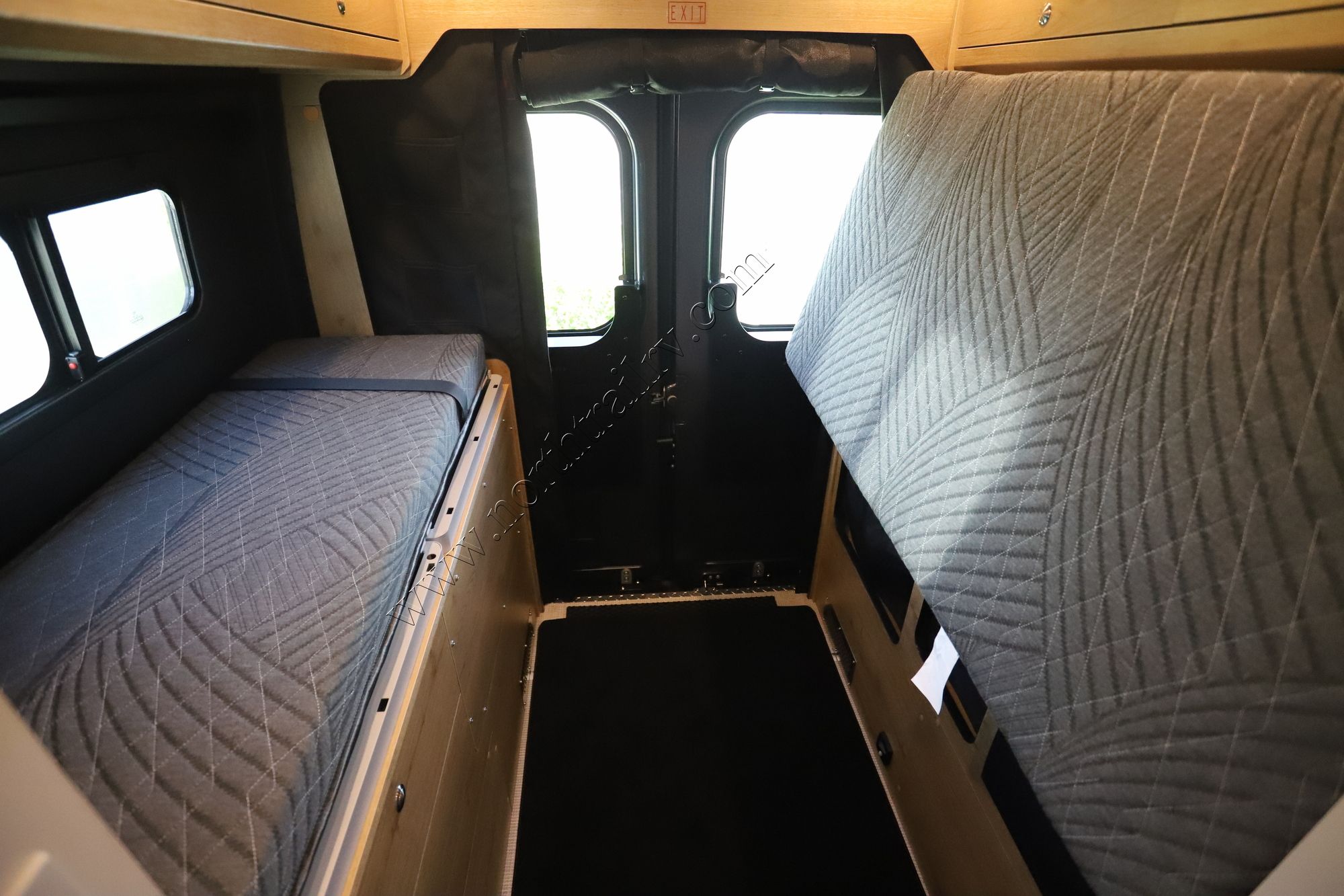 Used 2025 Airstream Rangeline RGN 25 Class B  For Sale