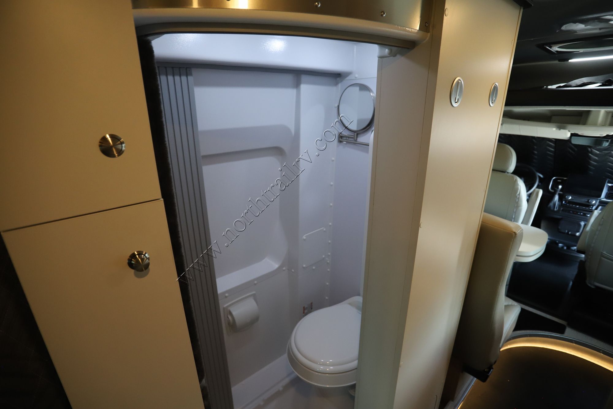 Used 2025 Airstream Rangeline RGN 25 Class B  For Sale
