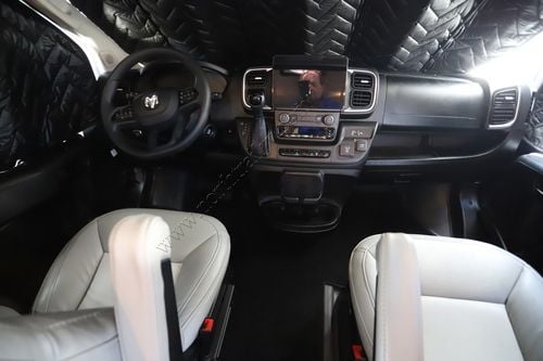 2025 Airstream Rangeline RGN 25