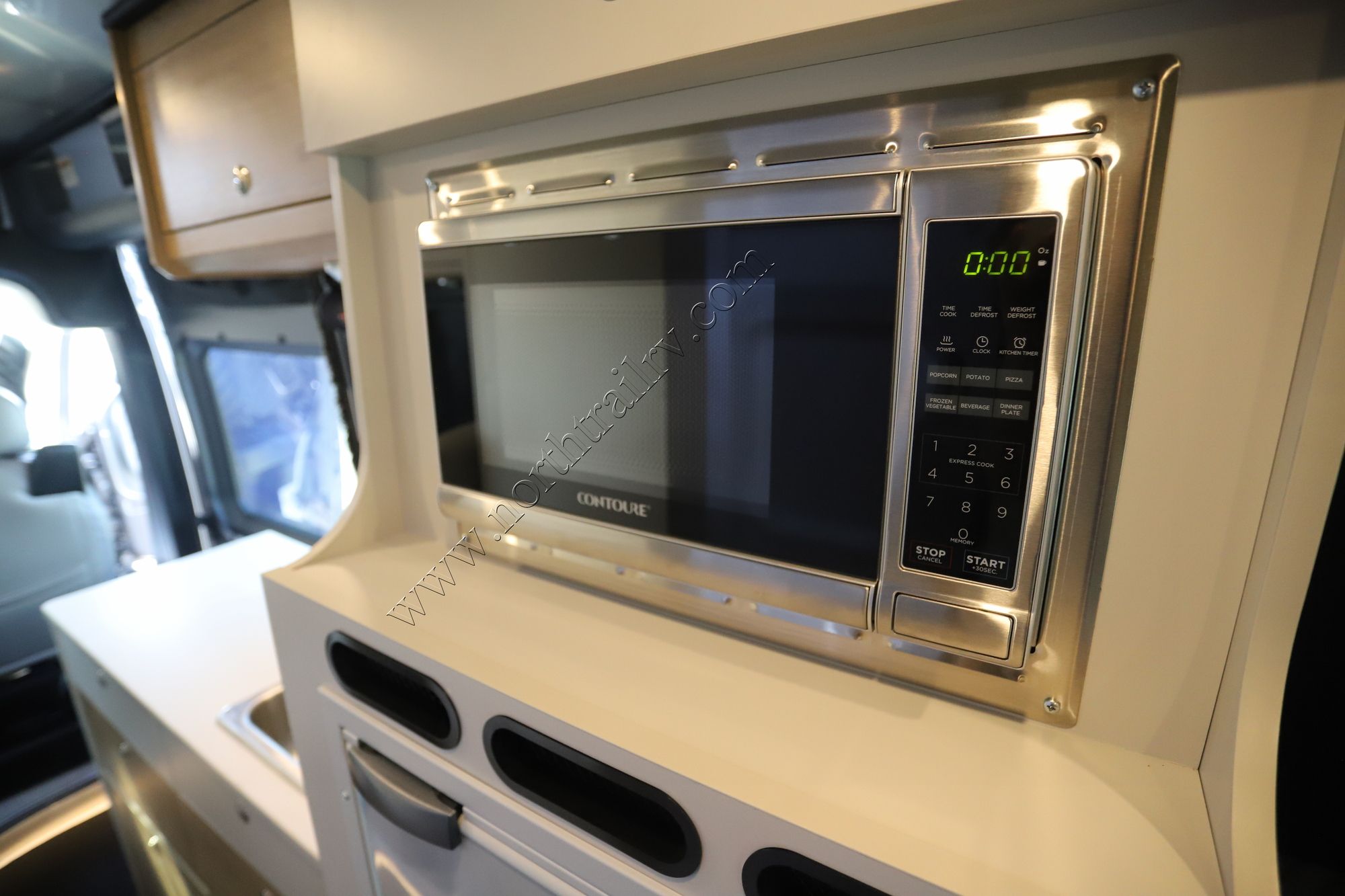 Used 2025 Airstream Rangeline RGN 25 Class B  For Sale