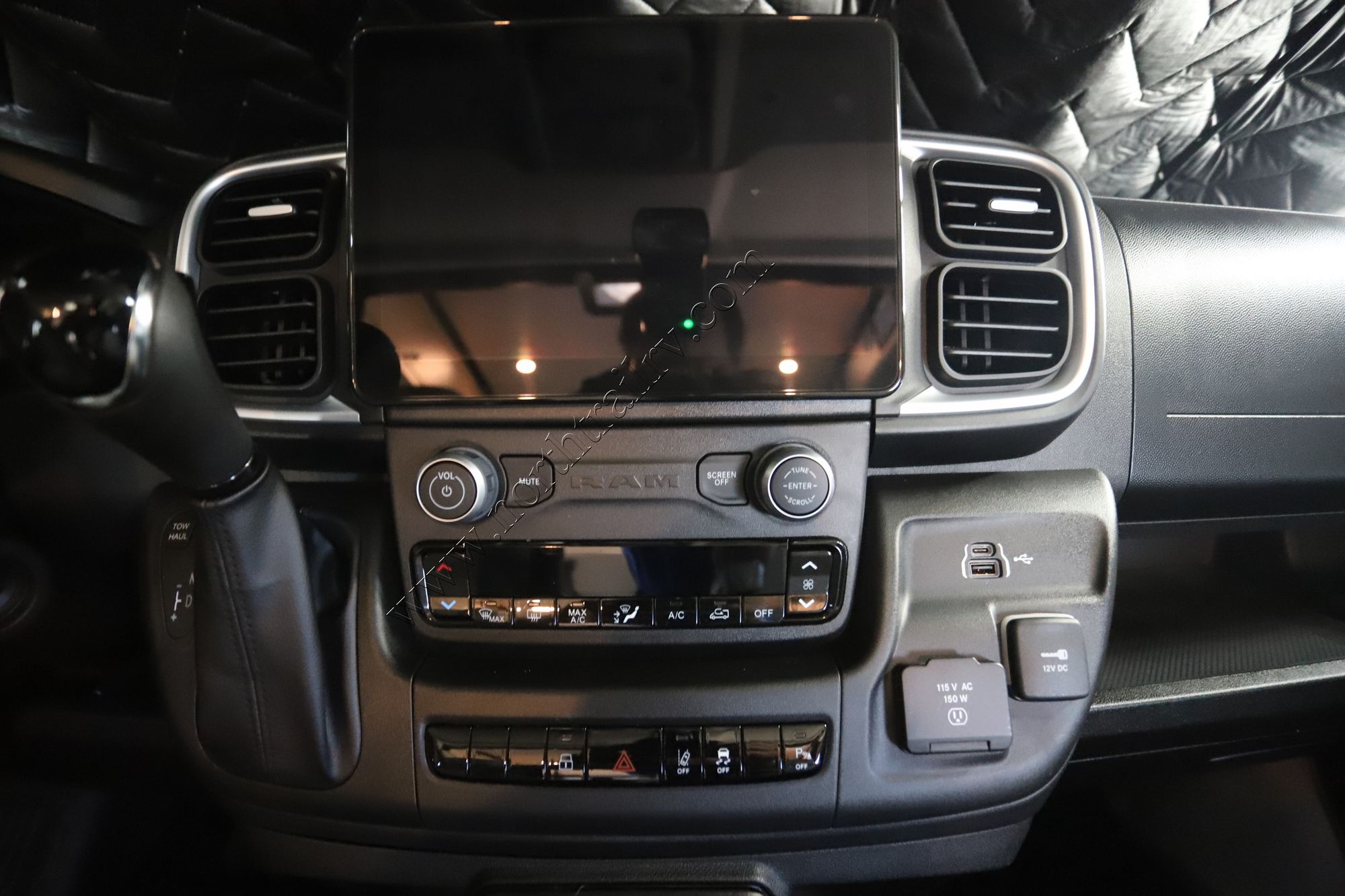 Used 2025 Airstream Rangeline RGN 25 Class B  For Sale