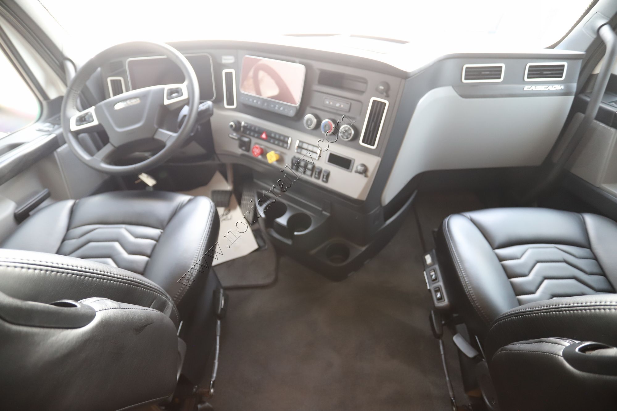 New 2026 Renegade Rv Classic 45CMR Super C  For Sale