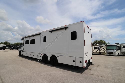 2026 Renegade Rv Classic 45CMR Super C