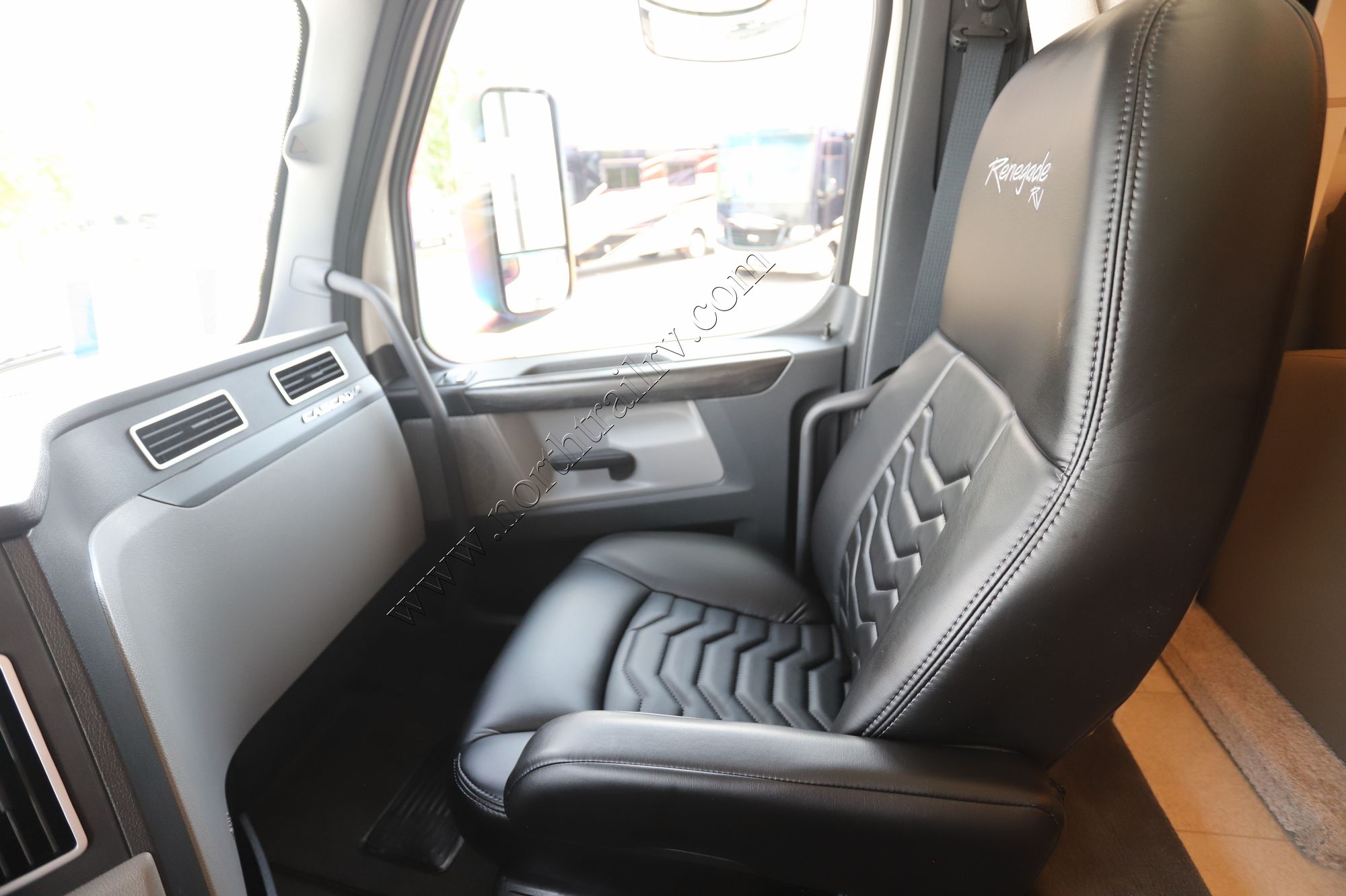 New 2026 Renegade Rv Classic 45CMR Super C  For Sale