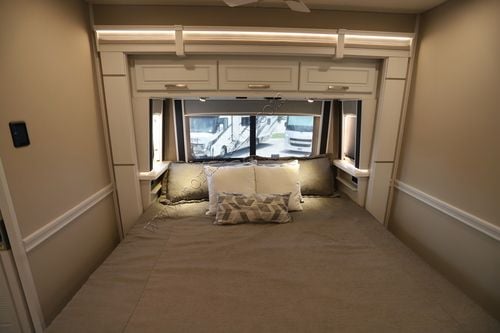 2026 Renegade Rv Classic 45CMR Super C