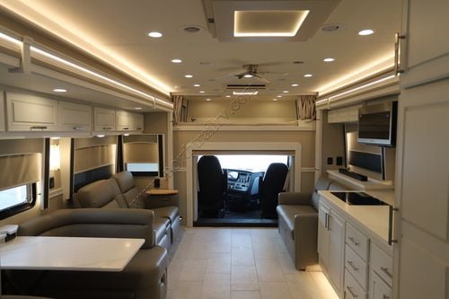 2026 Renegade Rv Classic 45CMR Super C