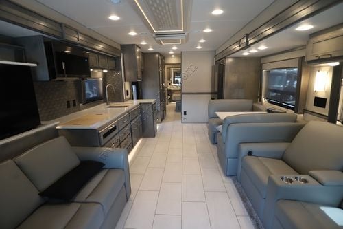 2024 Renegade Rv Xl 45DBM