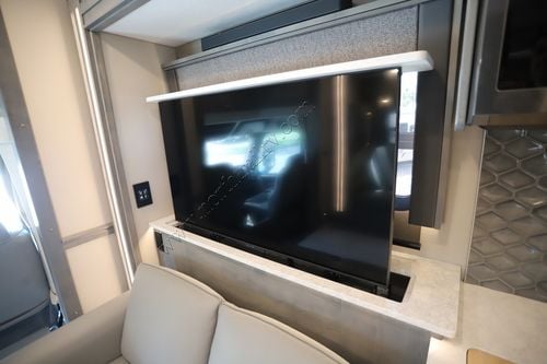 2024 Renegade Rv Xl 45DBM