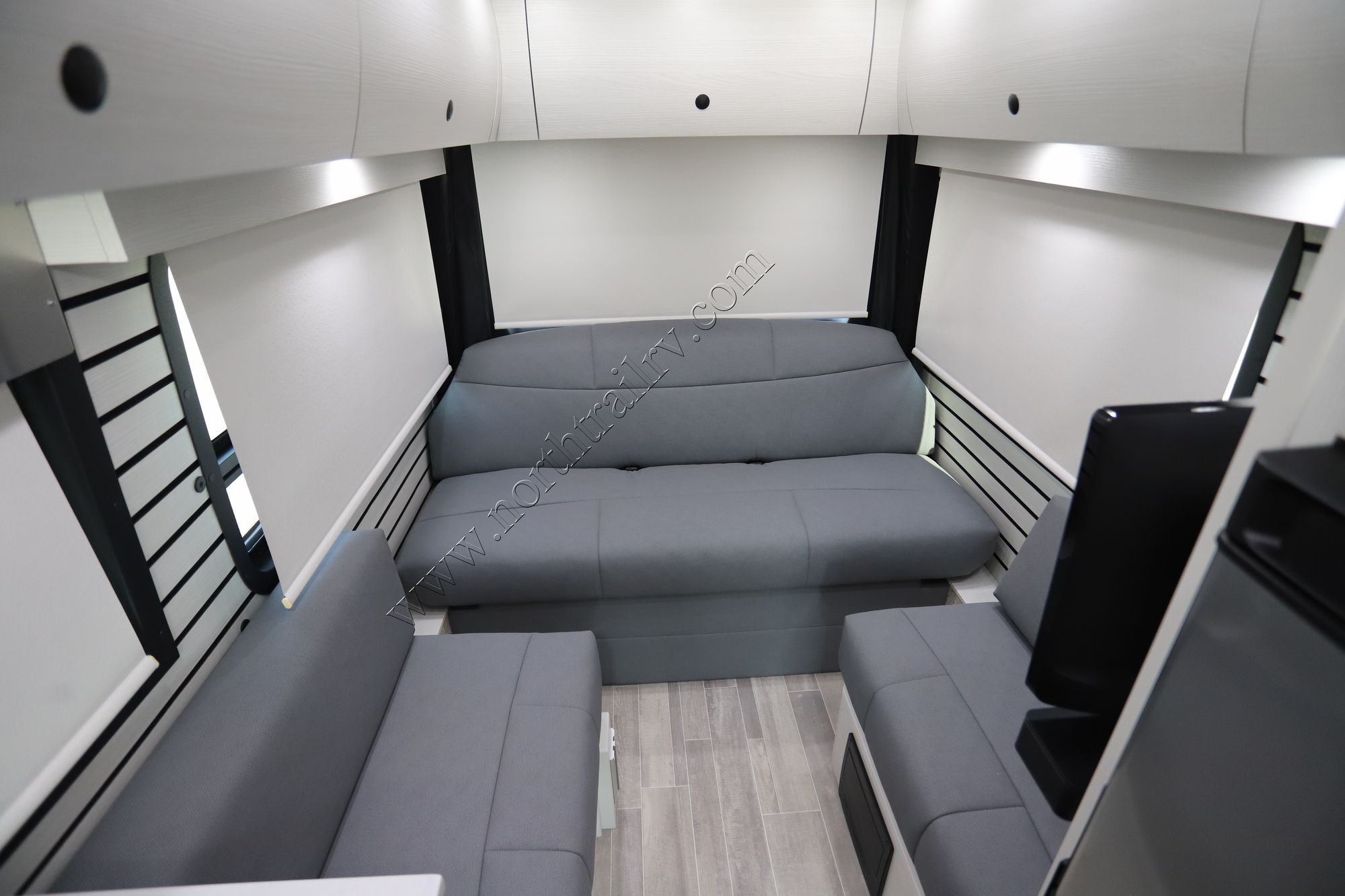 New 2026 Pleasure-Way Plateau TS Class B  For Sale