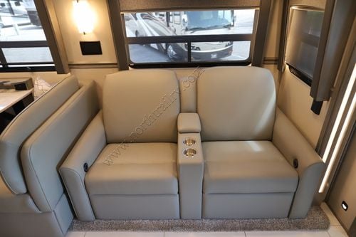2024 Renegade Rv Xl 45DBM