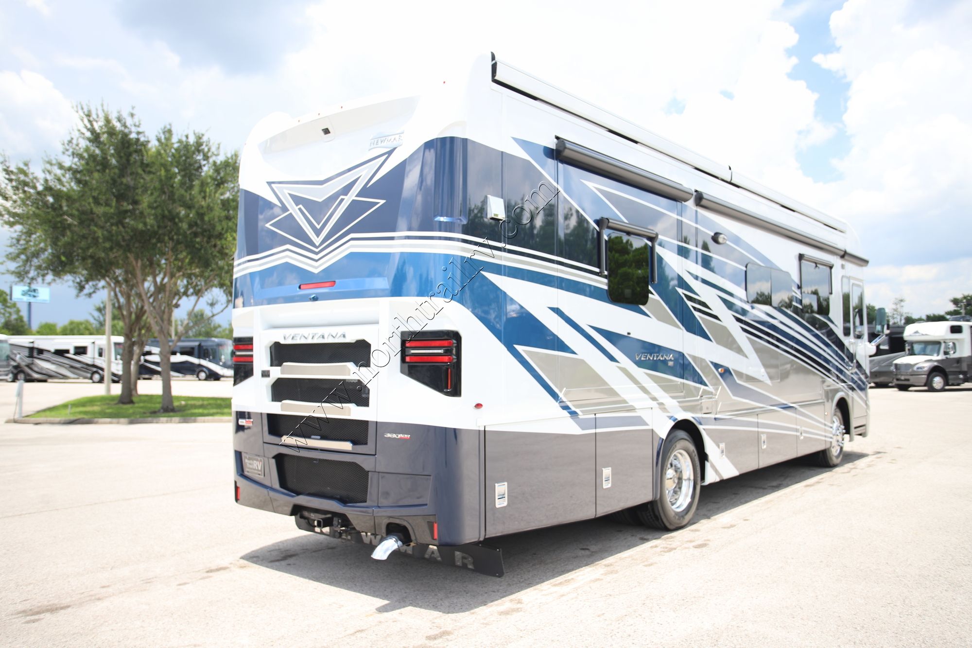 Used 2024 Newmar Ventana 3512 Class A  For Sale