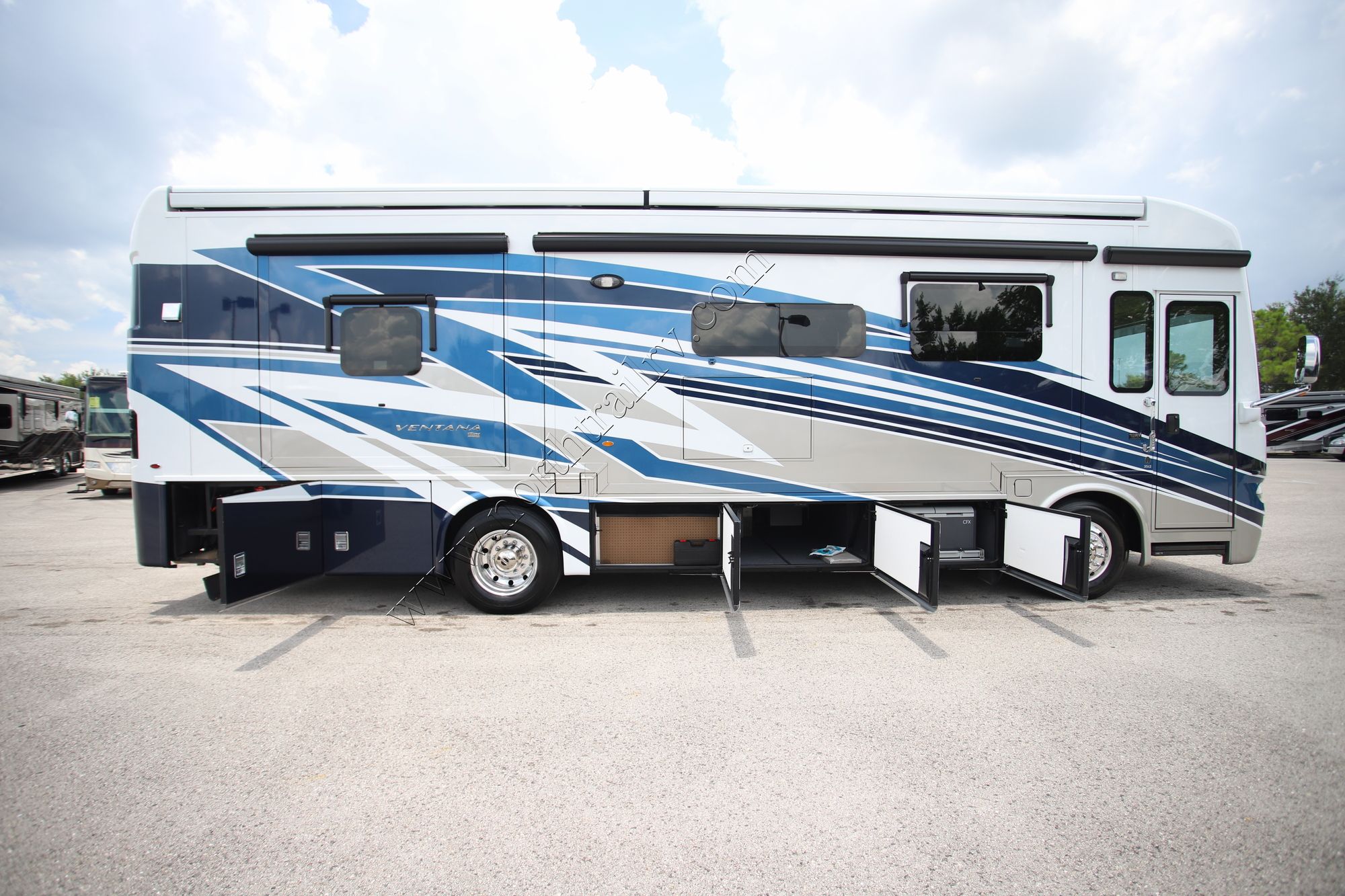 Used 2024 Newmar Ventana 3512 Class A  For Sale