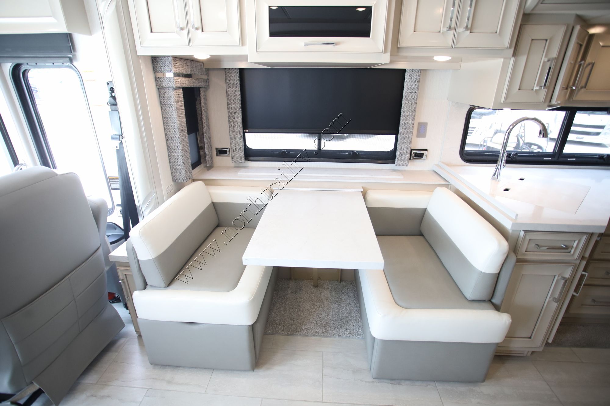 Used 2024 Newmar Ventana 3512 Class A  For Sale
