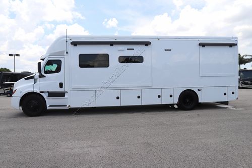 2026 Renegade Rv Explorer 38EMB