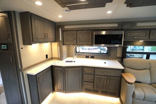 2026 Renegade Rv Explorer 38EMB