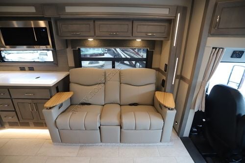 2026 Renegade Rv Explorer 38EMB