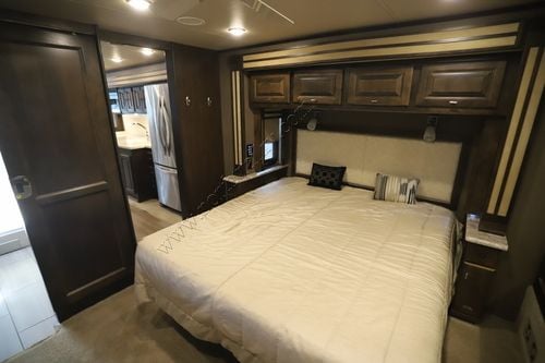 2018 Tiffin Motor Homes Allegro Red 37PA Class A