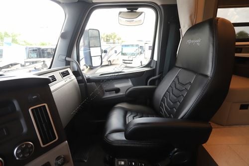 2026 Renegade Rv Explorer 38EMB