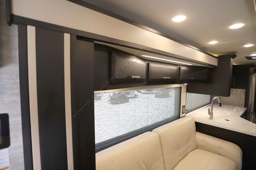 2022 Newmar New Aire 3545