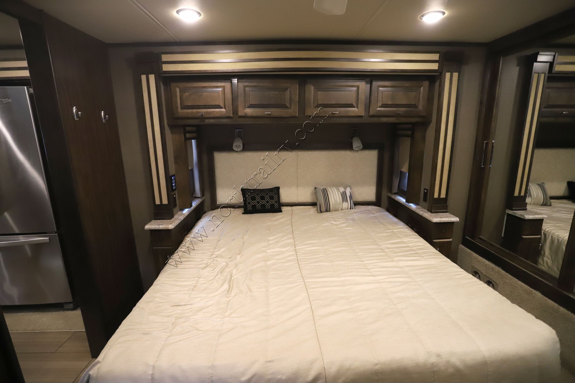 Used 2018 Tiffin Motor Homes Allegro Red 37PA Class A  For Sale