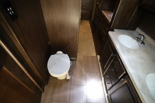 2018 Tiffin Motor Homes Allegro Red 37PA Class A