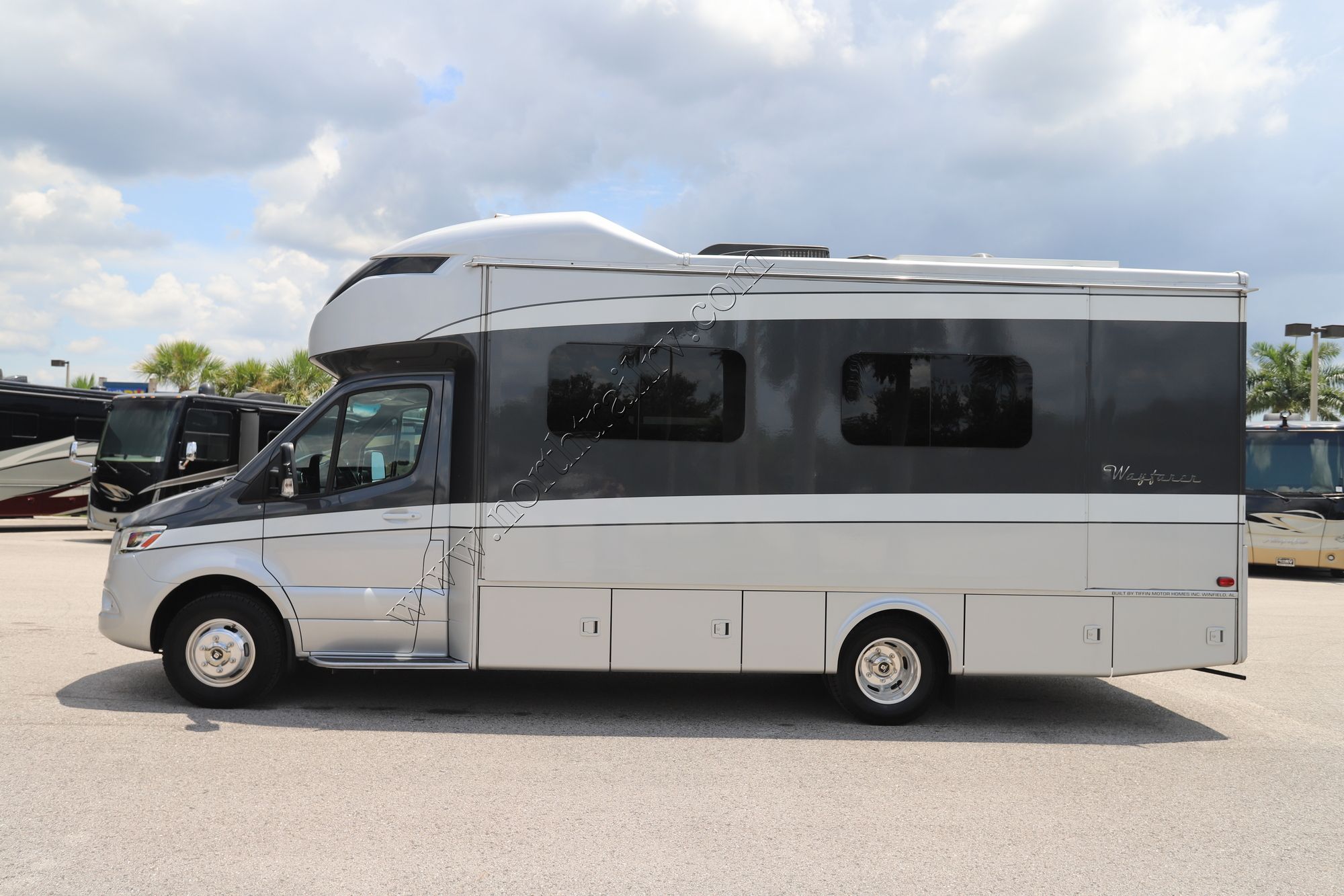 Used 2020 Tiffin Motor Homes Wayfarer 24RW Class C  For Sale