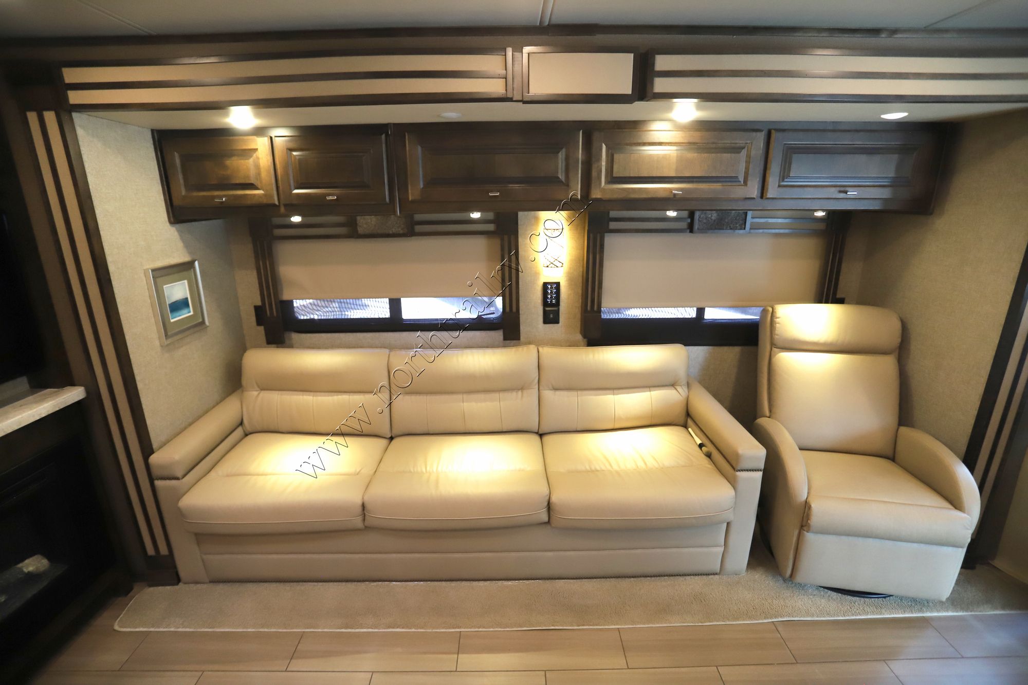 Used 2018 Tiffin Motor Homes Allegro Red 37PA Class A  For Sale