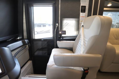 2022 Newmar New Aire 3545