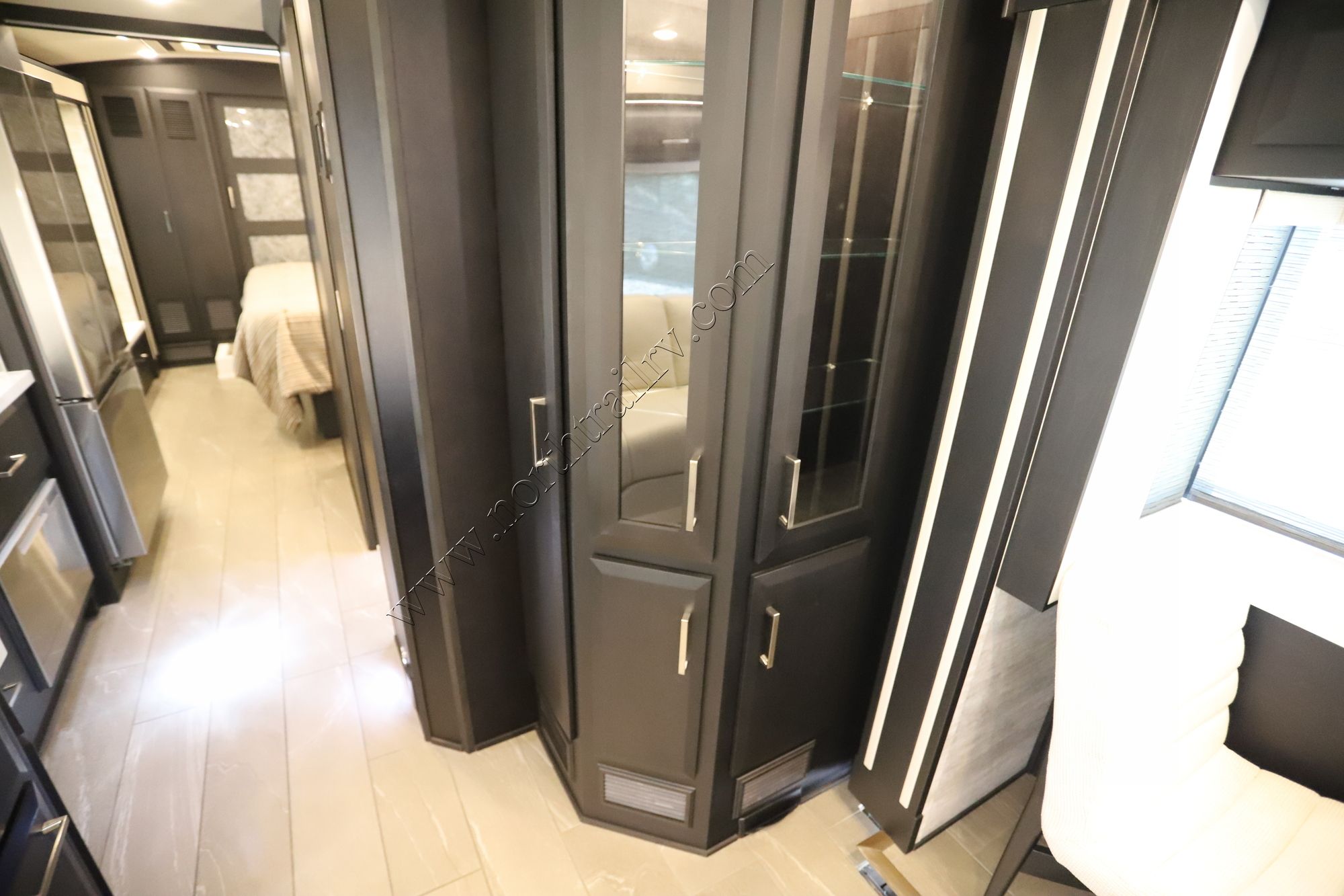 Used 2022 Newmar New Aire 3545 Class A  For Sale