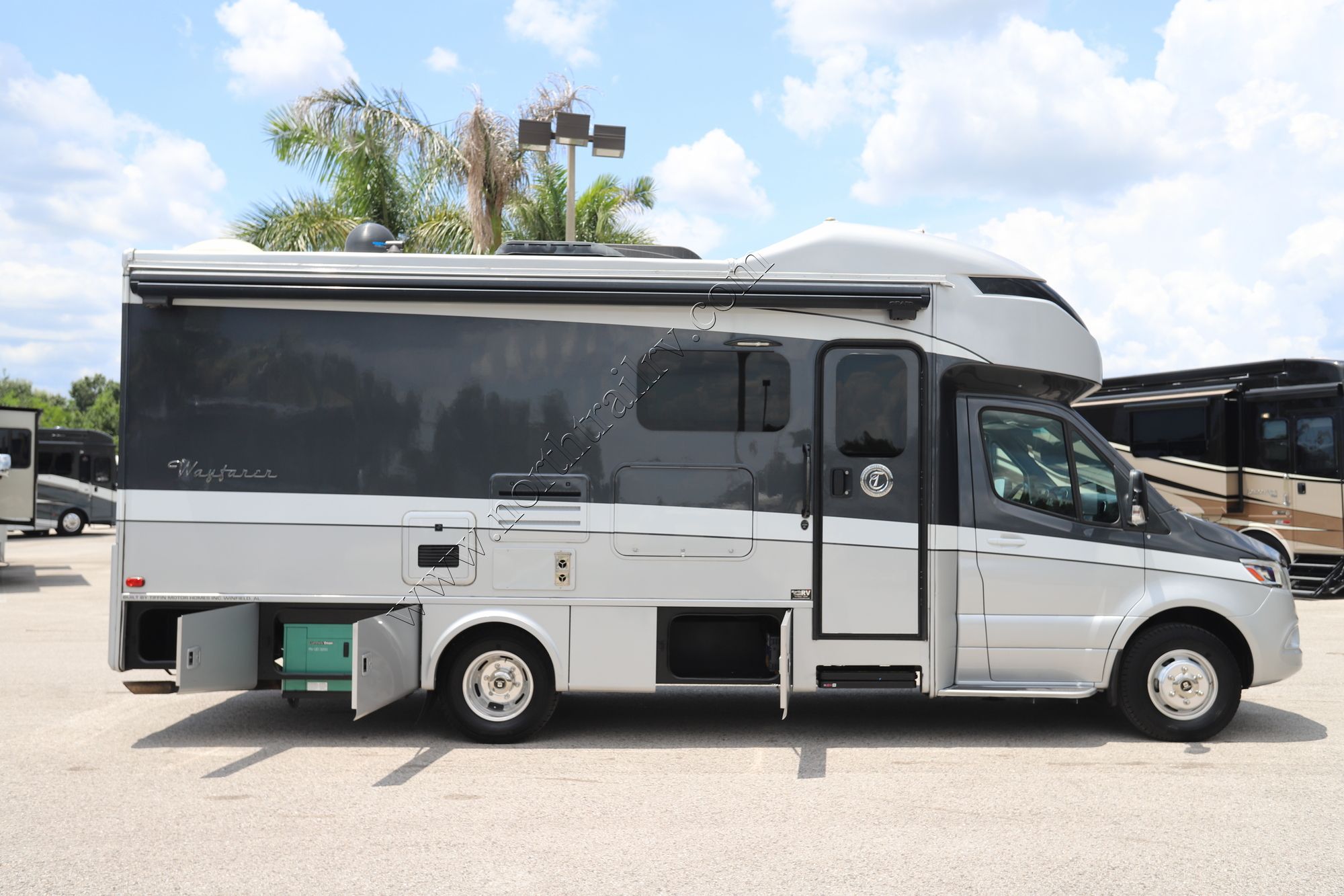 Used 2020 Tiffin Motor Homes Wayfarer 24RW Class C  For Sale