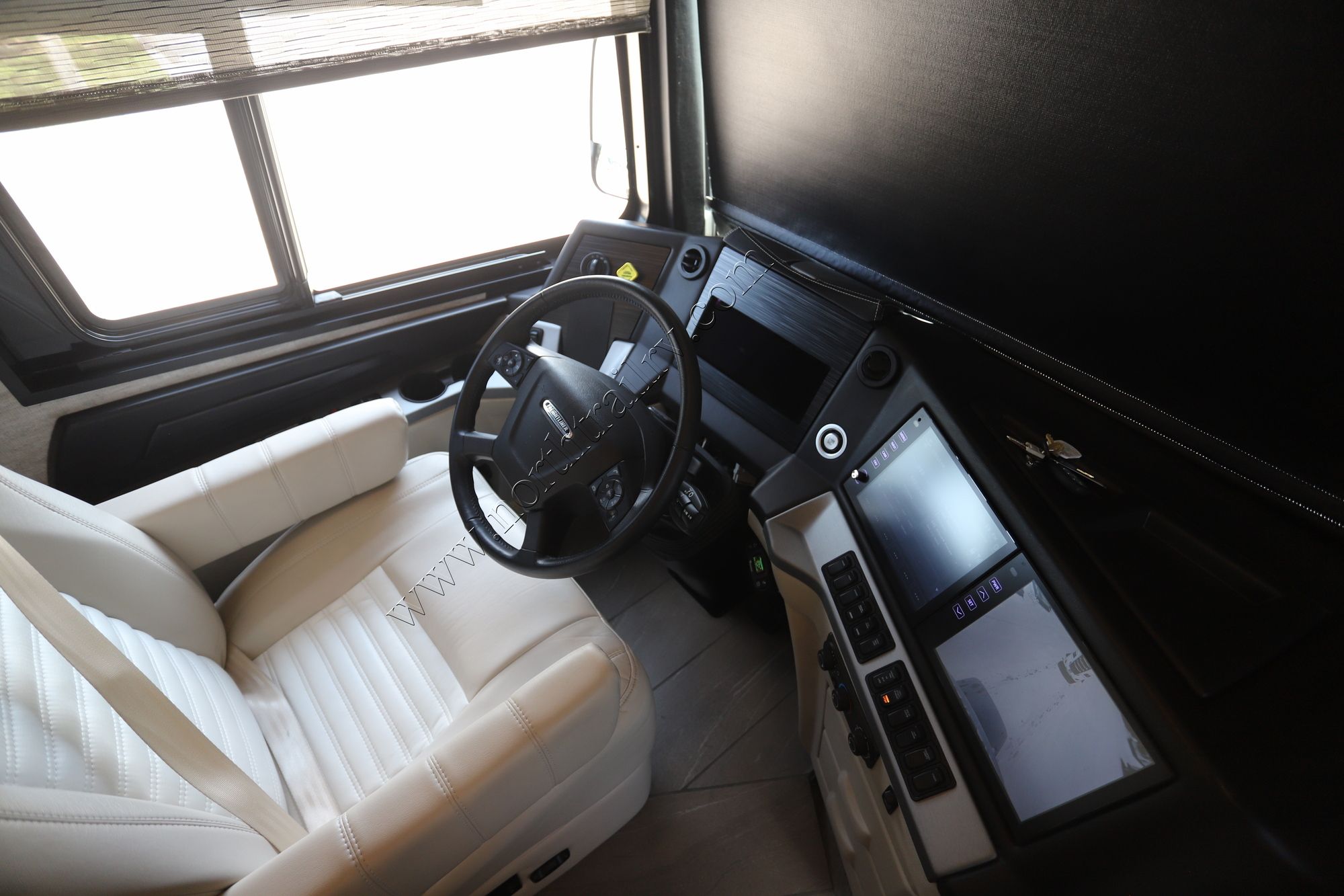Used 2022 Newmar New Aire 3545 Class A  For Sale