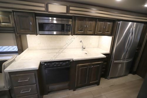 2018 Tiffin Motor Homes Allegro Red 37PA Class A