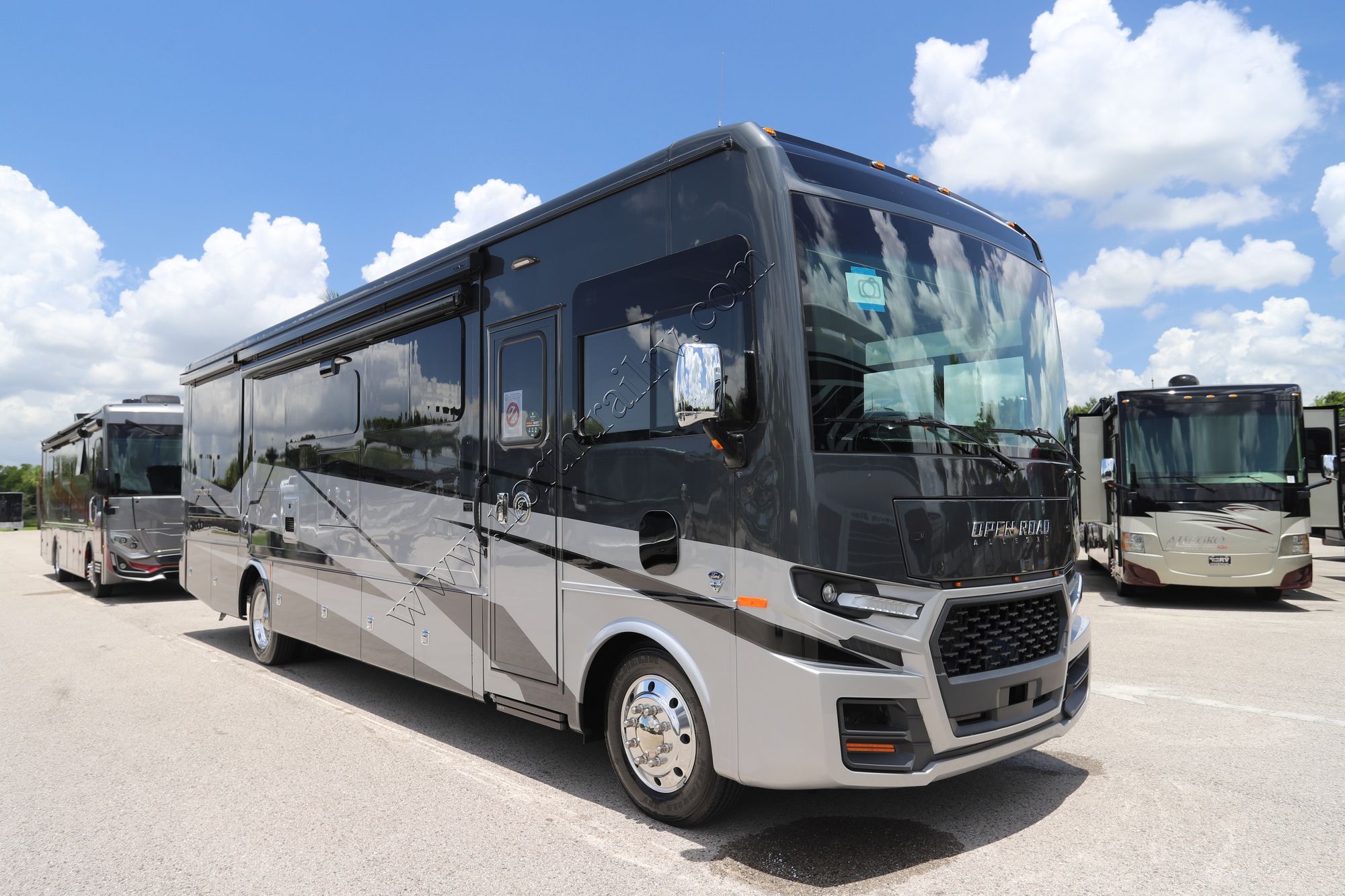 New 2026 Tiffin Motor Homes Allegro 34PA Class A  For Sale