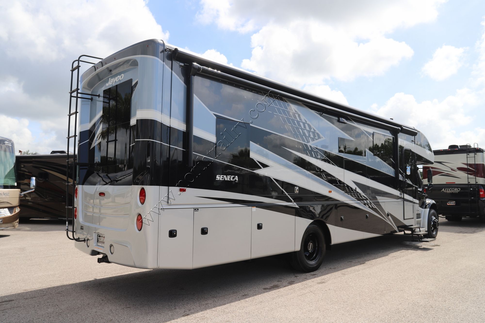 New 2026 Jayco Seneca 37M Super C  For Sale
