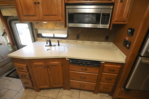 2014 Tiffin Motor Homes Allegro 36LA