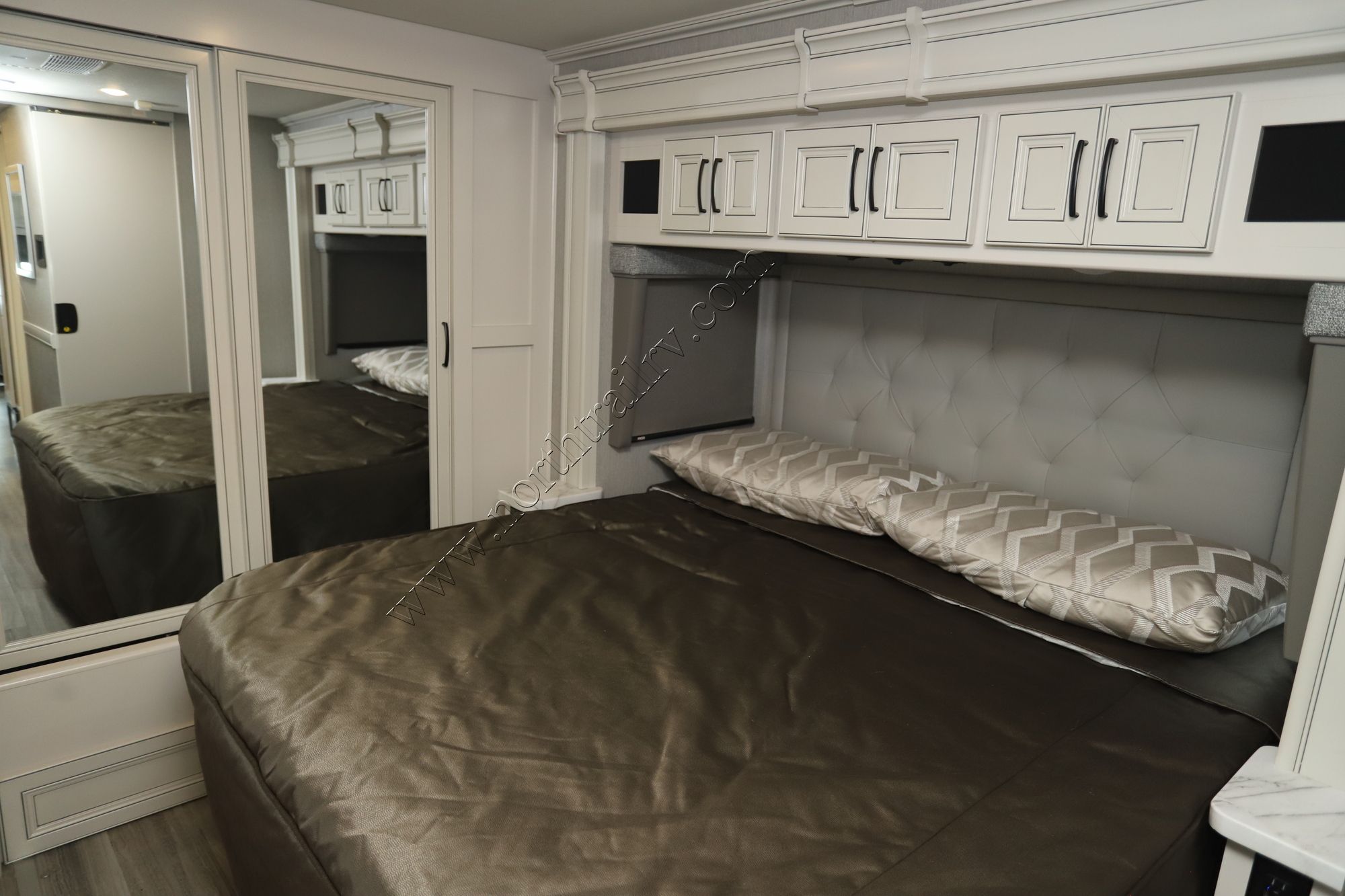 Used 2023 Fleetwood Frontier 34GT Class A  For Sale