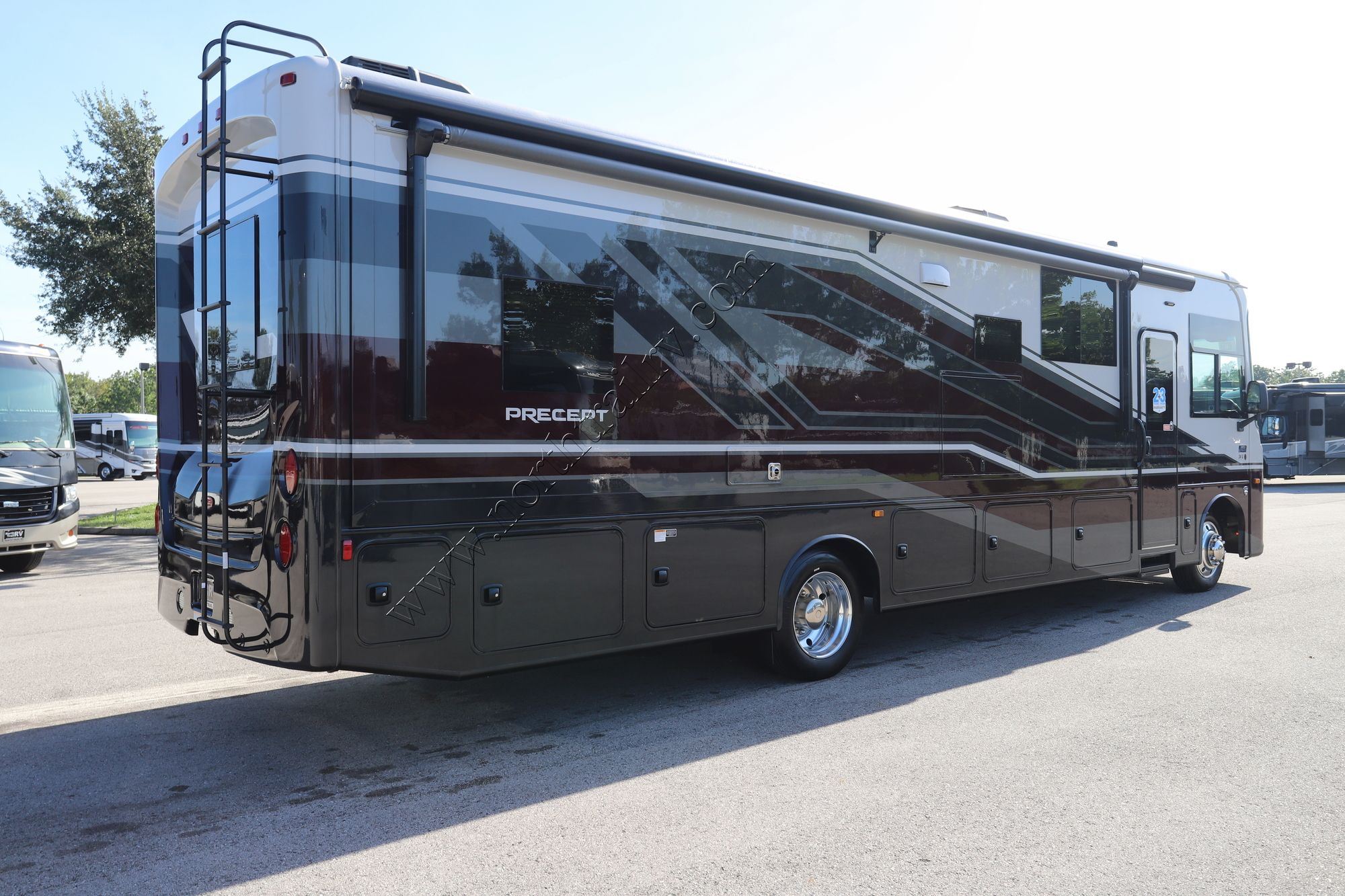 New 2026 Jayco Precept 34G Class A  For Sale