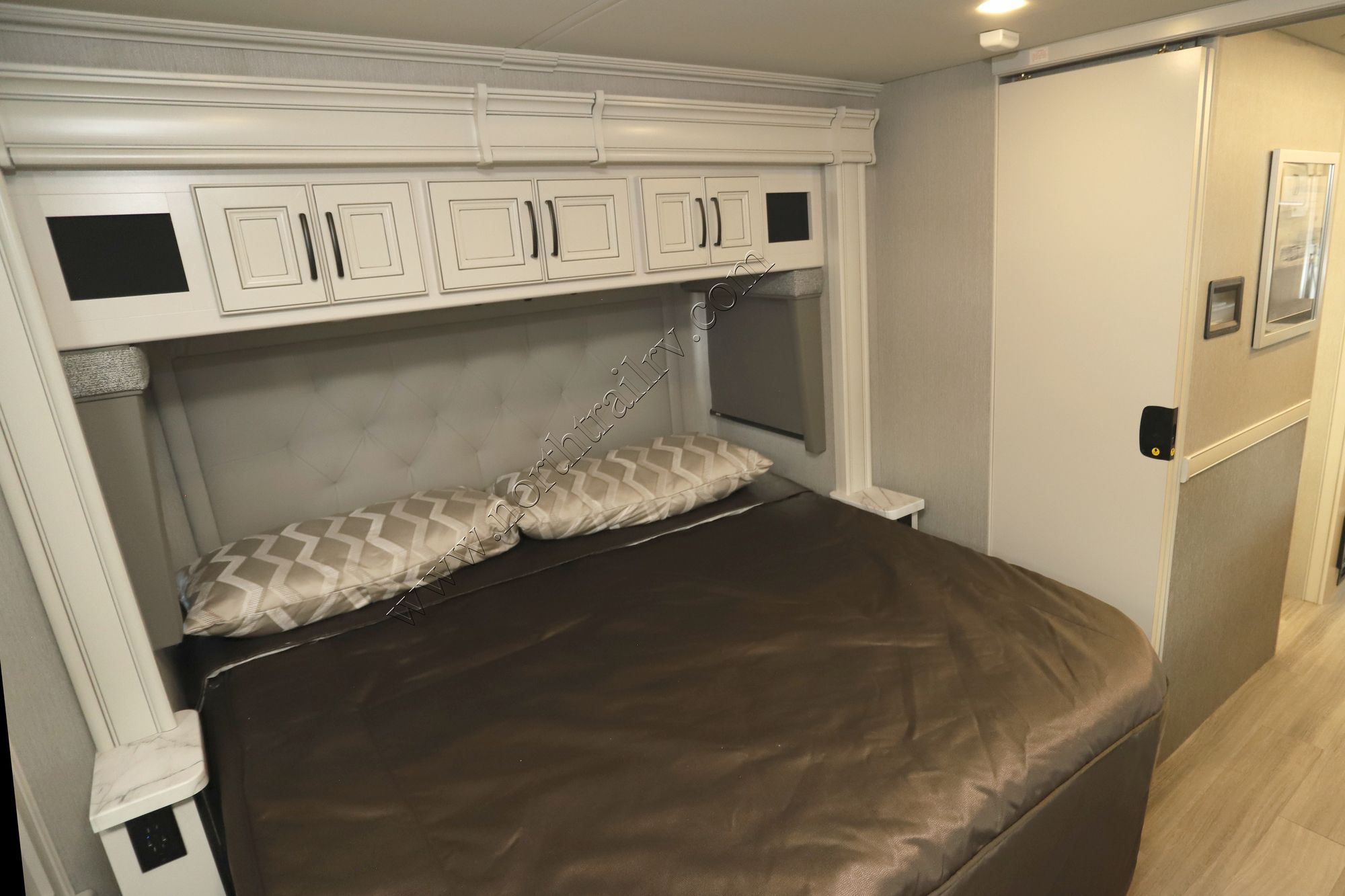 Used 2023 Fleetwood Frontier 34GT Class A  For Sale