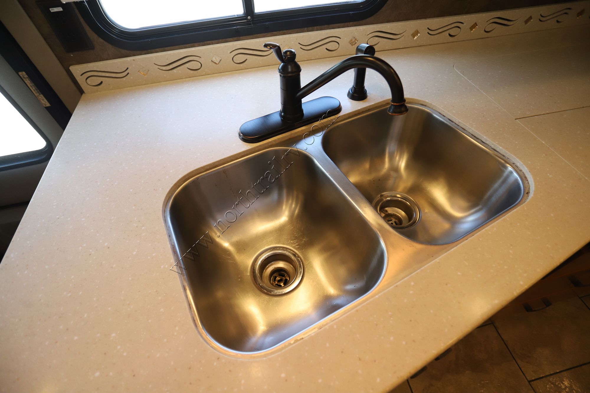Used 2014 Tiffin Motor Homes Allegro 36LA Class A  For Sale