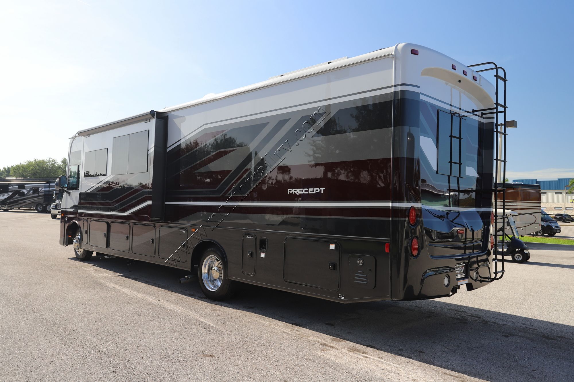 New 2026 Jayco Precept 34G Class A  For Sale