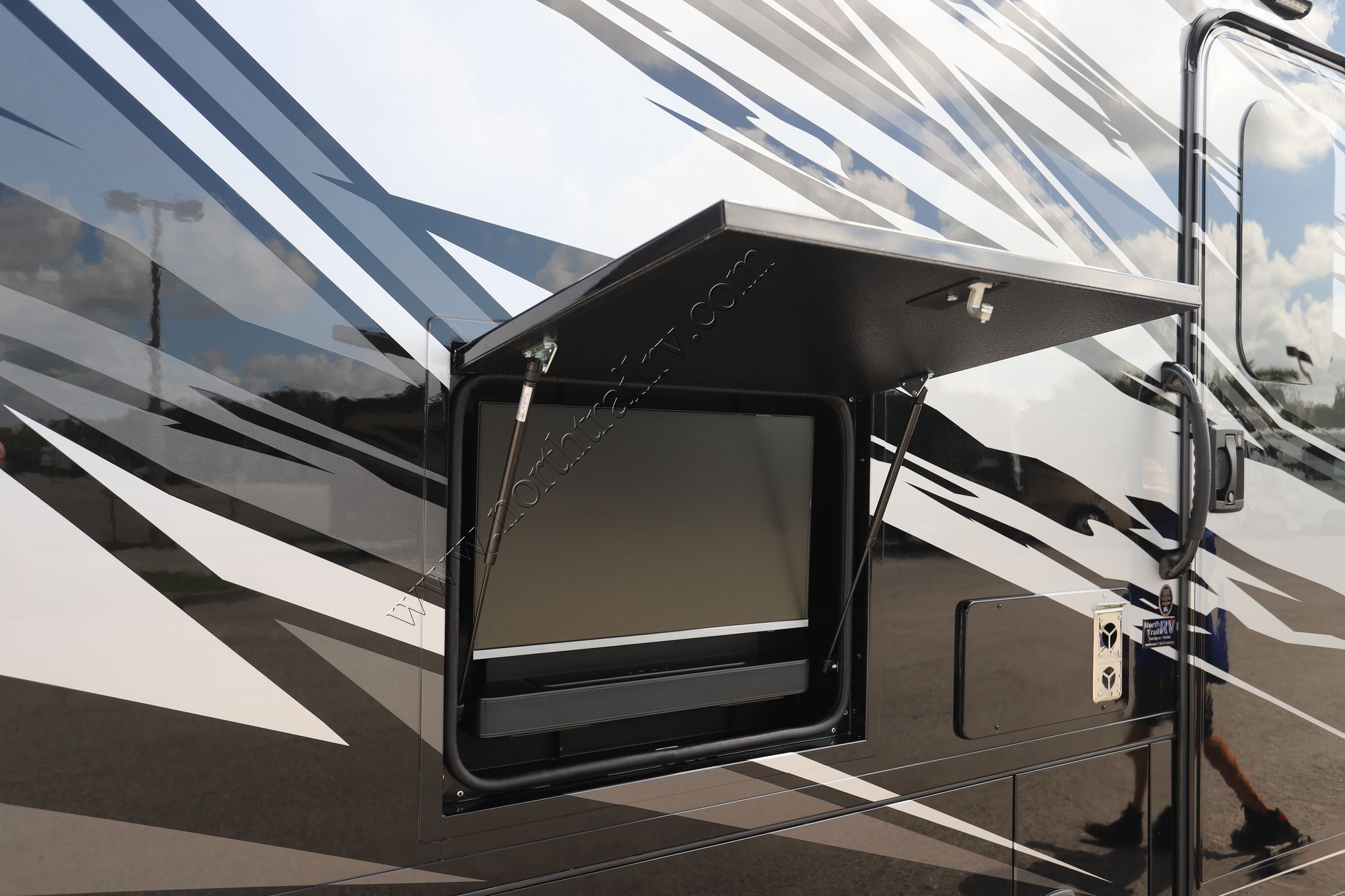 New 2026 Renegade Rv Veracruz 32VDS Super C  For Sale