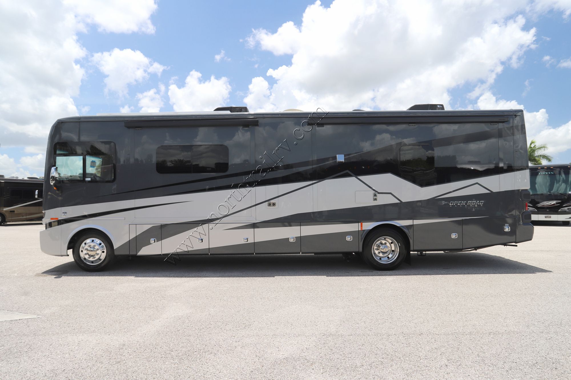 New 2026 Tiffin Motor Homes Allegro 34PA Class A  For Sale