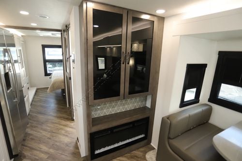 2026 Jayco Seneca 37M